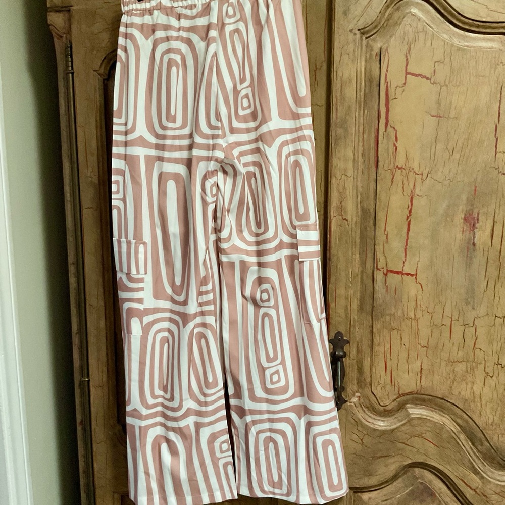 Geometric Patterned Wide-Leg Pants